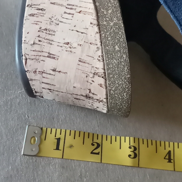 ❌SOLD❌   Rockport Blue Cork Wedge Sandal 9 - Picture 9 of 12